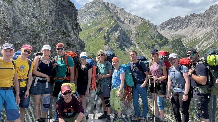 Klettergruppe vor dem Muttekopf | © DAV Offenbach, Michael Jehrke