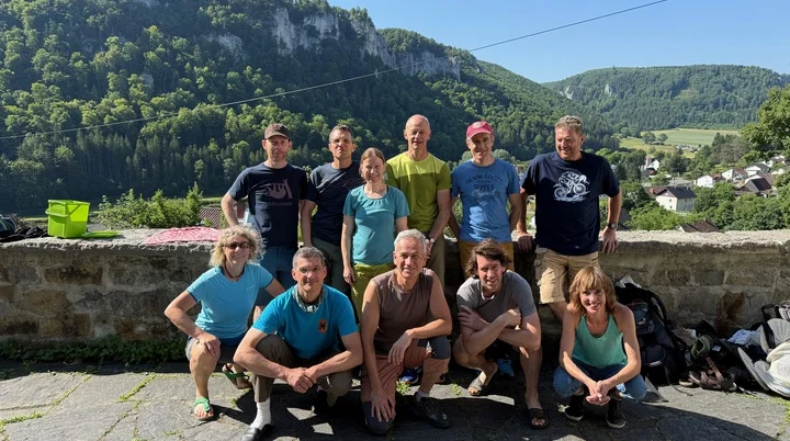 © DAV Offenbach, Klettergruppe im oberen Donautal 2025 © DAV Offenbach, Klettergruppe im oberen Donautal 2025