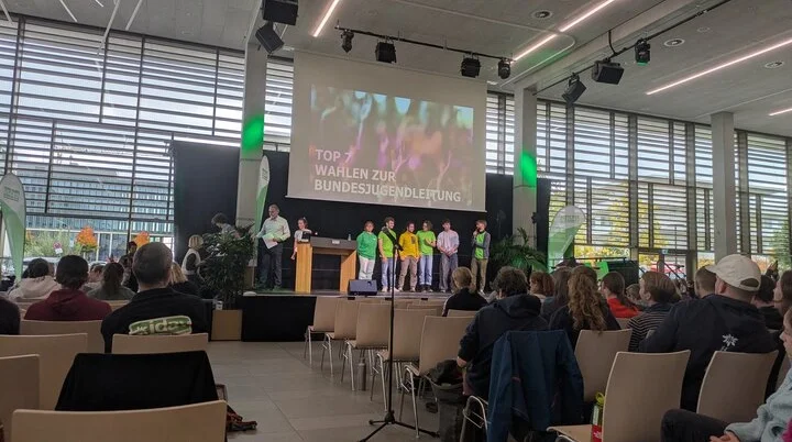 Plenum der Bundesjugendvollversammlung 2025  | © DAV Offenbach, Felix Brune Plenum der Bundesjugendvollversammlung 2025  | © DAV Offenbach, Felix Brune
